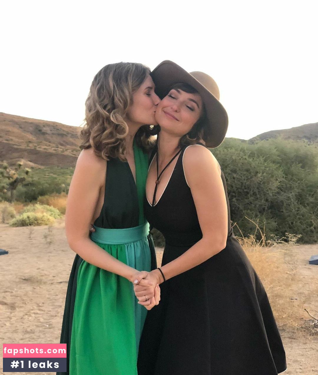 Milana Vayntrub gallery photo #246