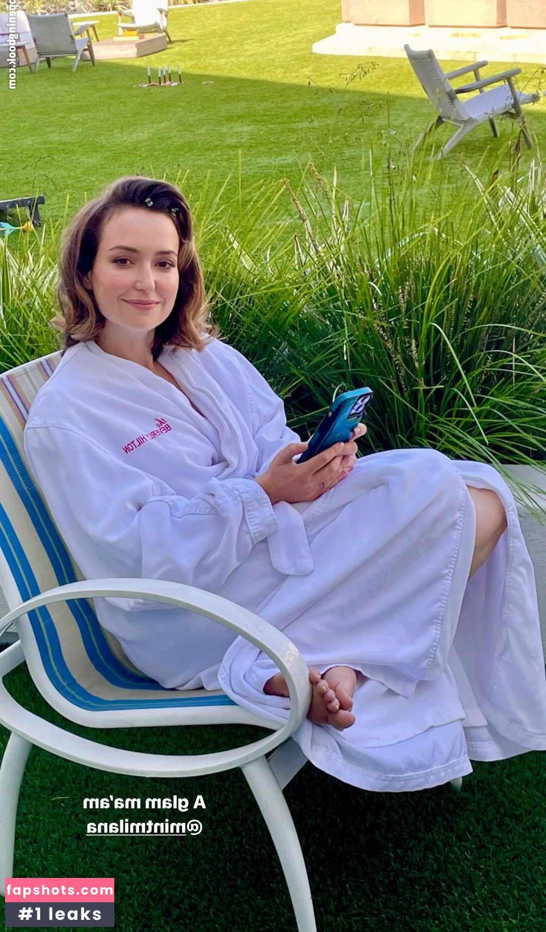 Milana Vayntrub gallery photo #325