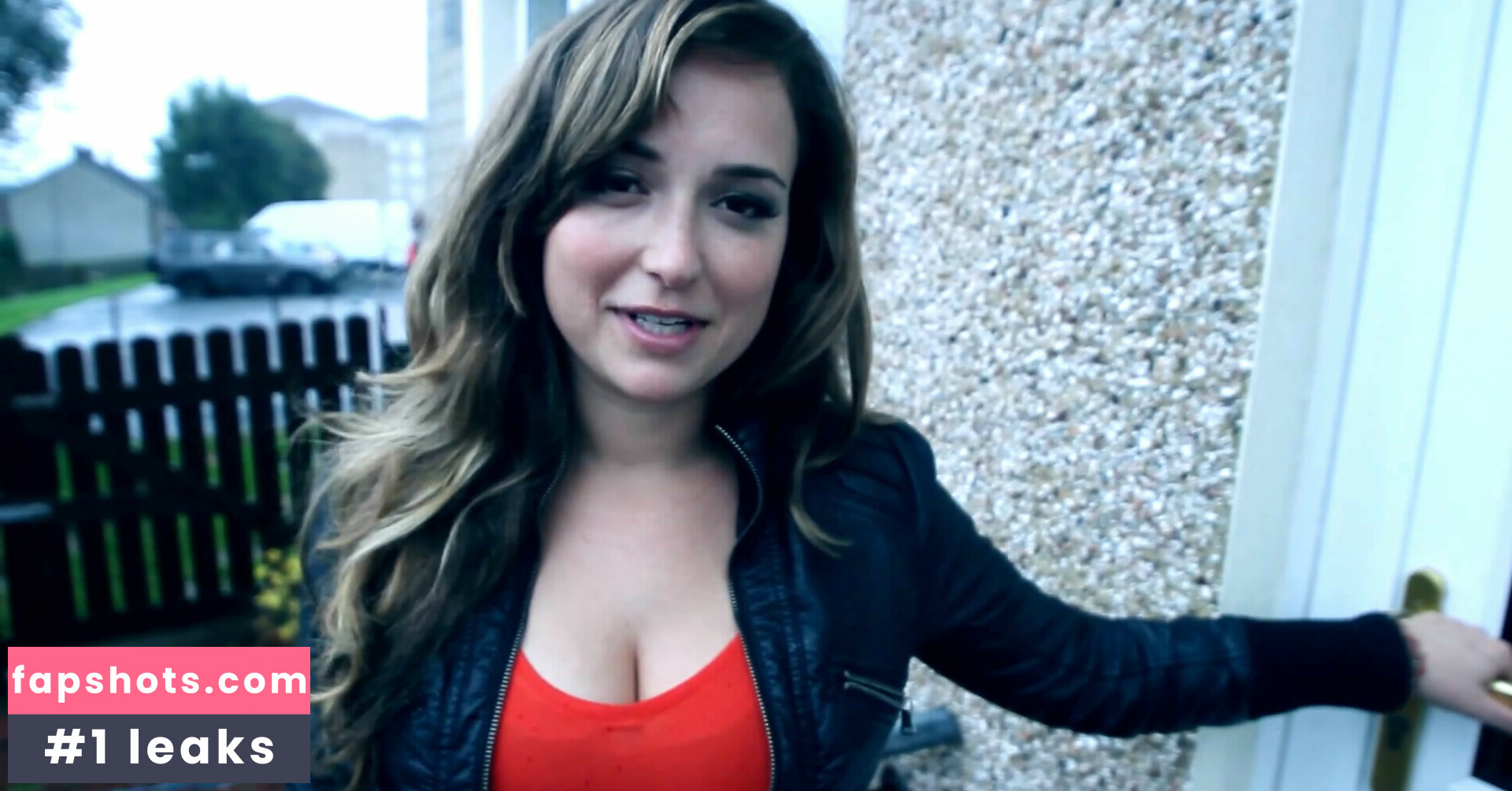 Milana Vayntrub gallery photo #56