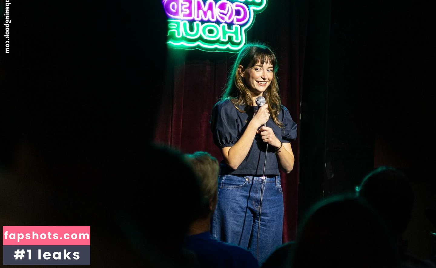 Milana Vayntrub gallery photo #63