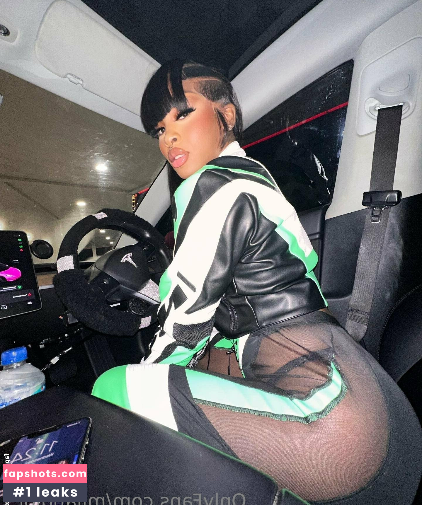 milandior3 gallery photo #25