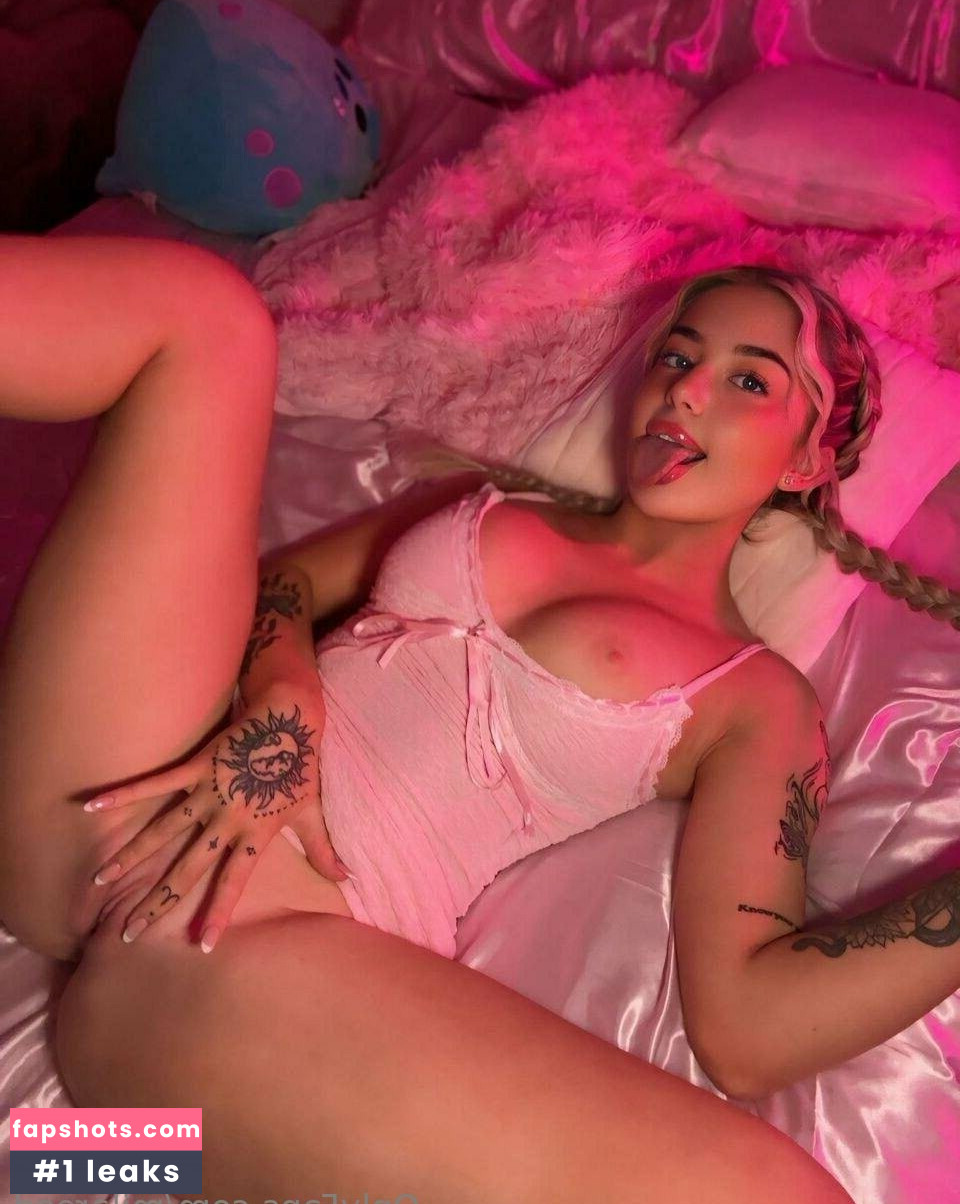 milareed gallery photo #11