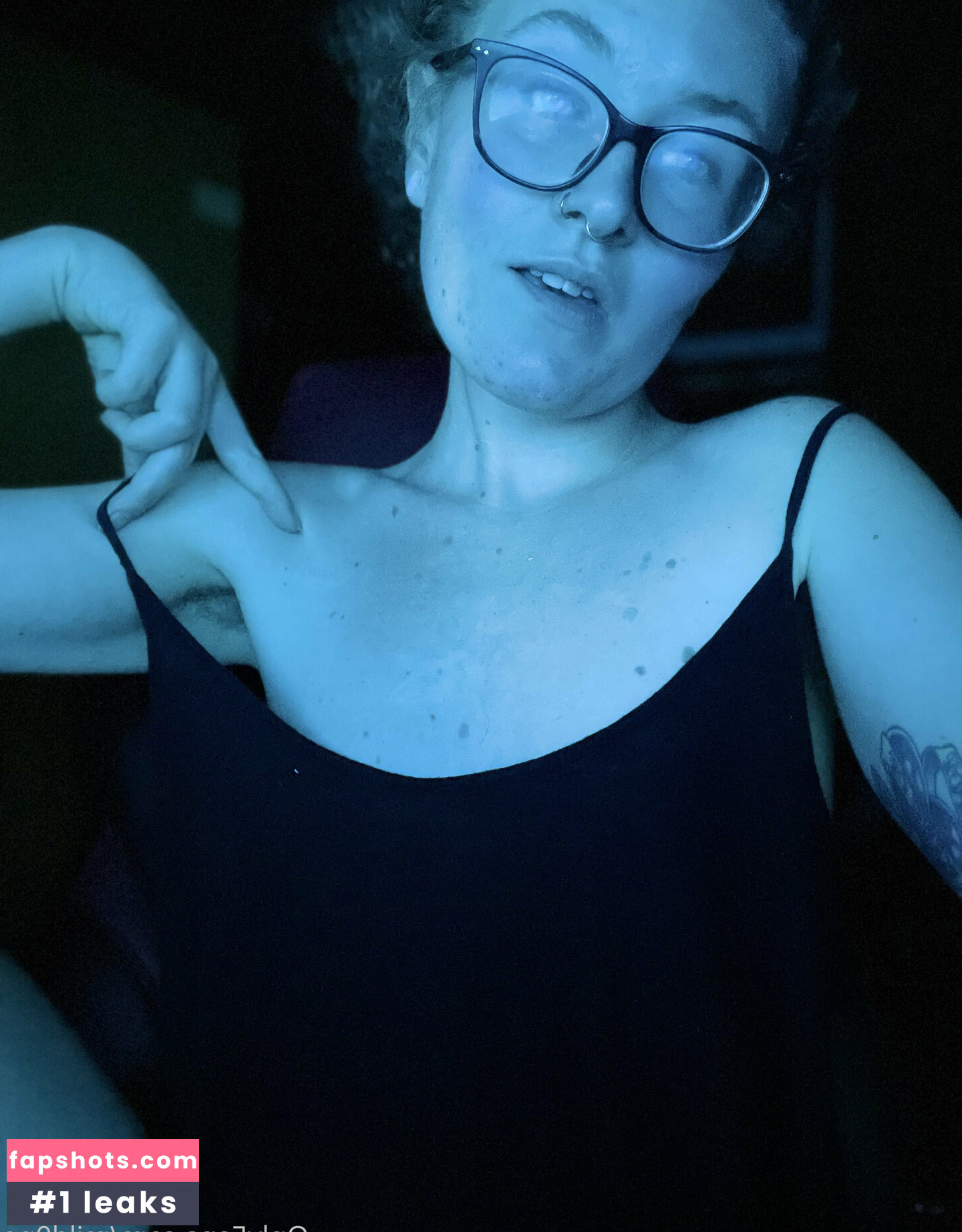 mild0ne gallery photo #2