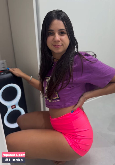 Milena Rocha gallery photo #3