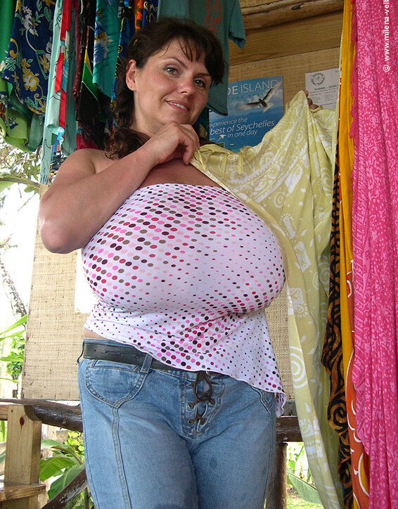 milena-velba gallery photo #10484