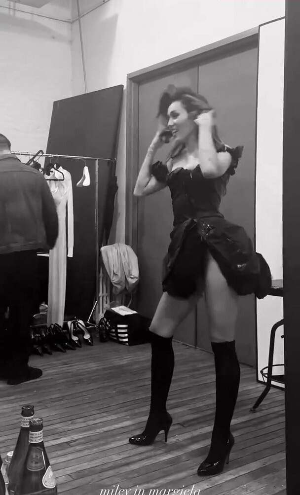 miley-cyrus gallery photo #1059