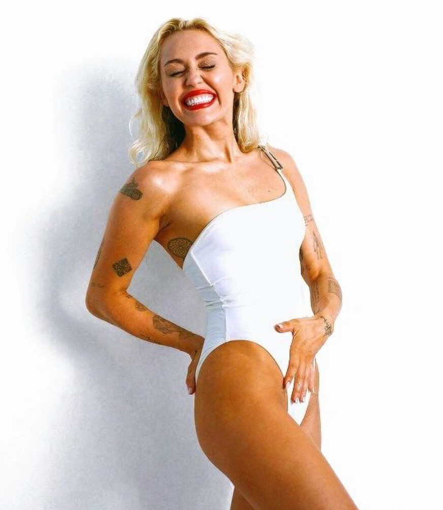 miley-cyrus gallery photo #1102