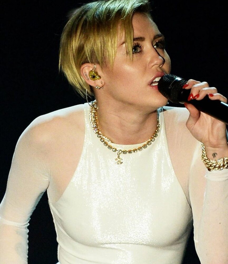 miley-cyrus gallery photo #1138