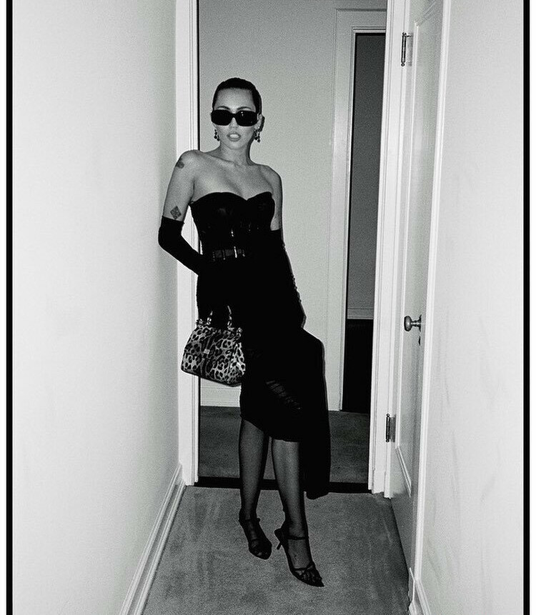 miley-cyrus gallery photo #1166