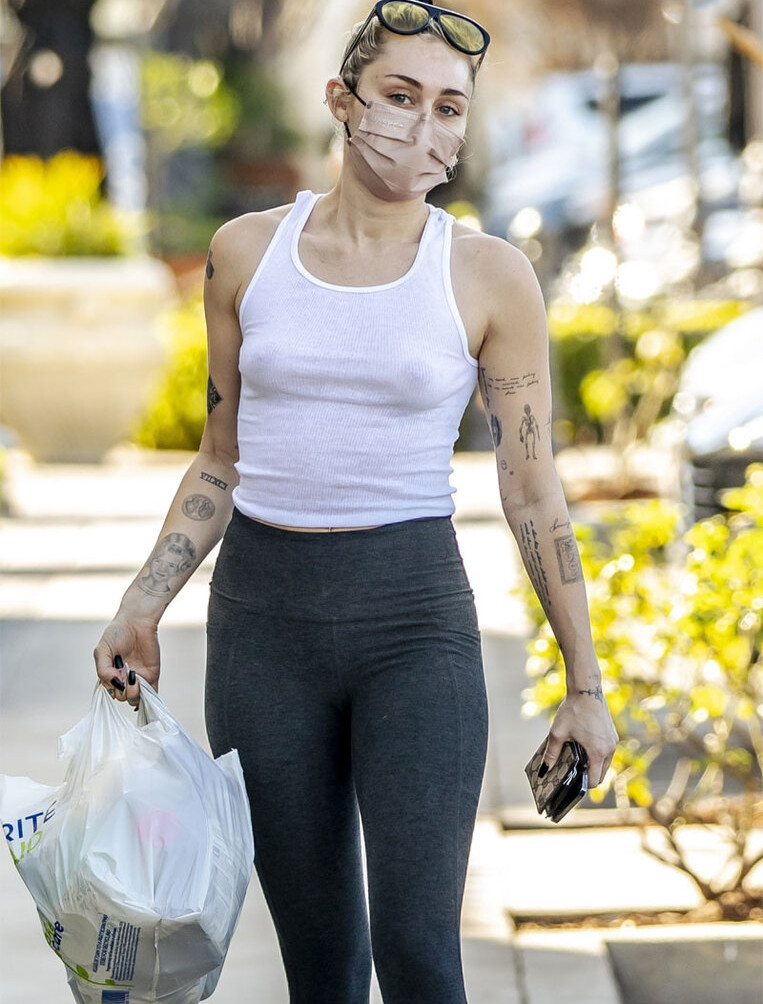 miley-cyrus gallery photo #1179