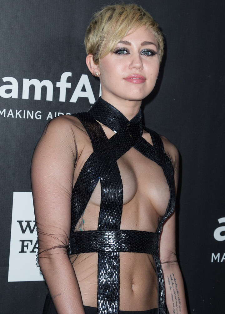 miley-cyrus gallery photo #1190