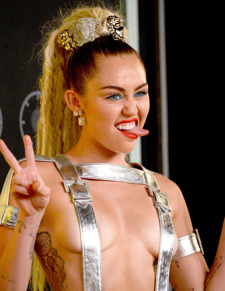 miley-cyrus gallery photo #1191