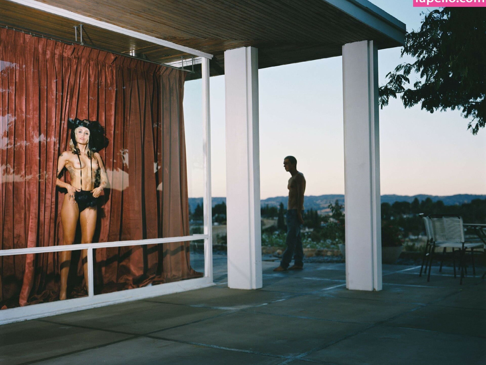 miley-cyrus gallery photo #1220