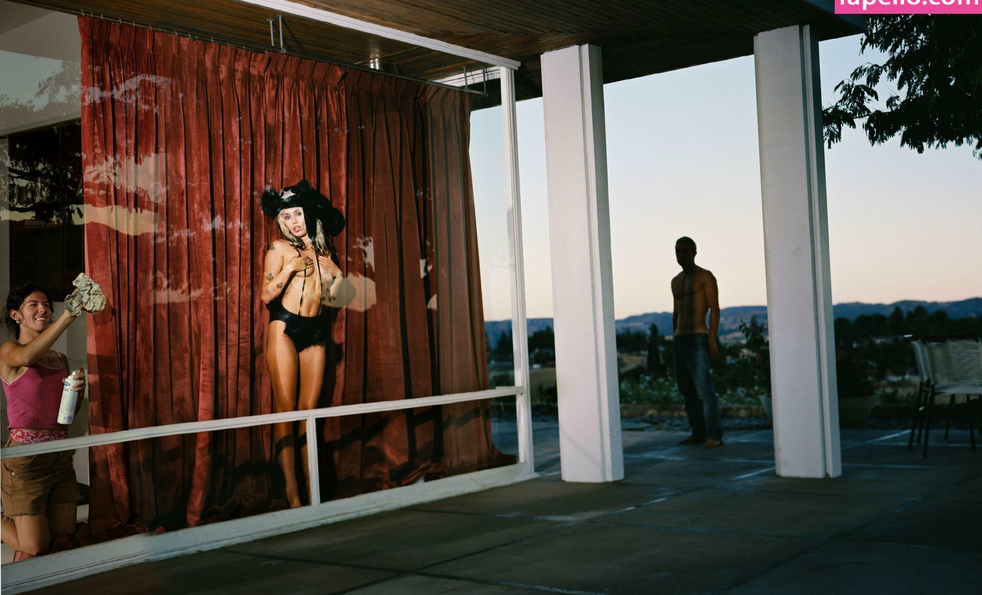 miley-cyrus gallery photo #1260