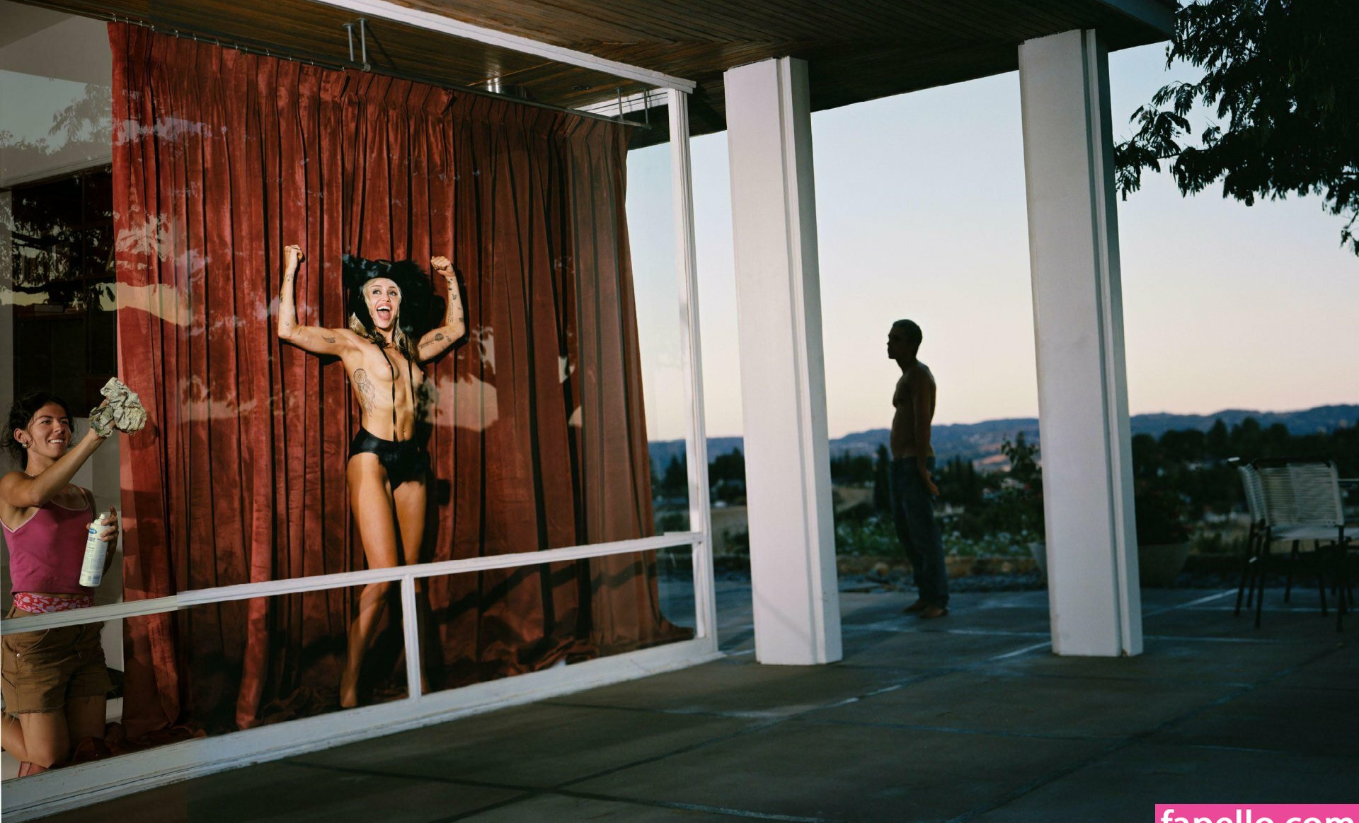 miley-cyrus gallery photo #1262