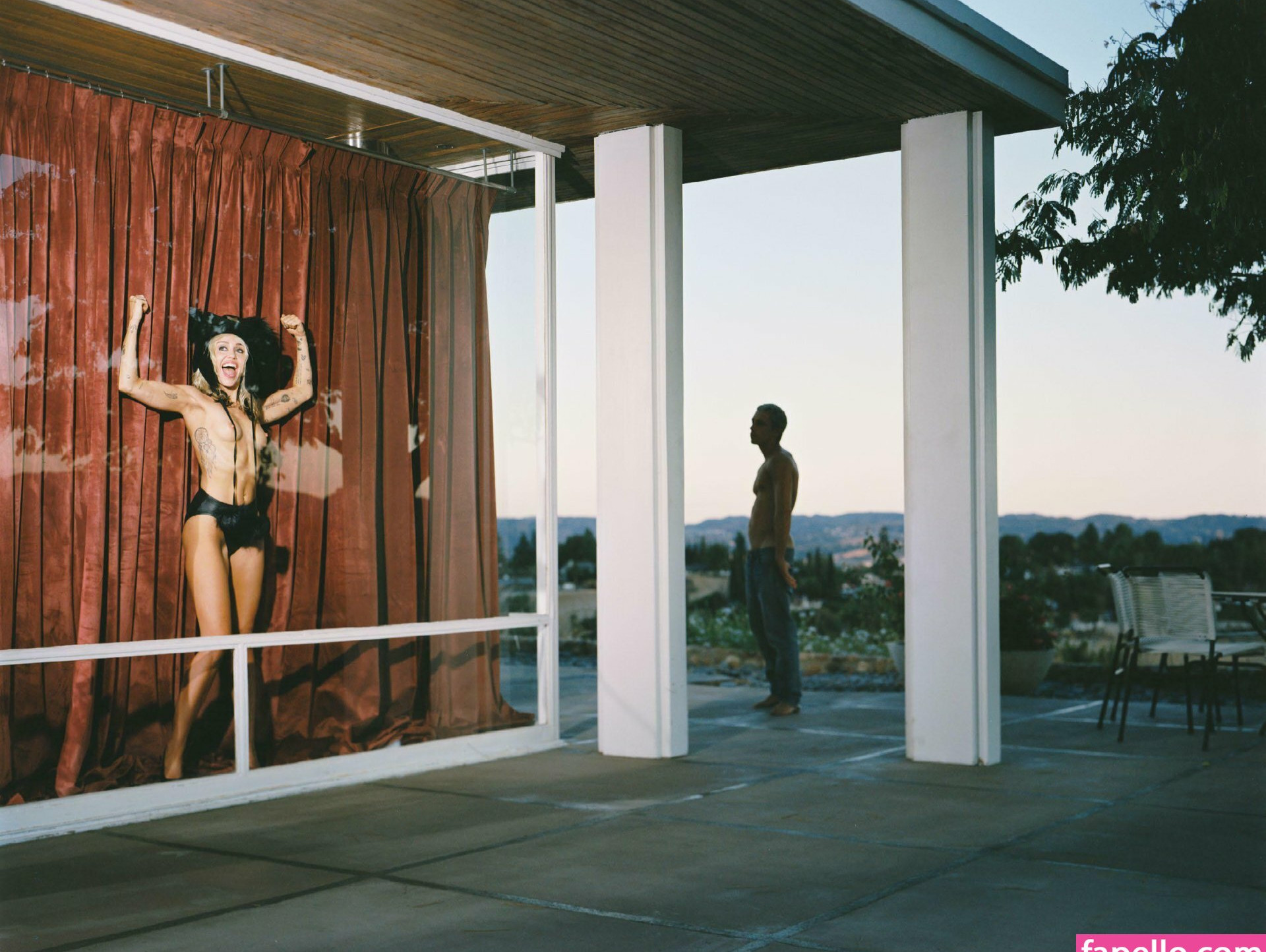 miley-cyrus gallery photo #1263