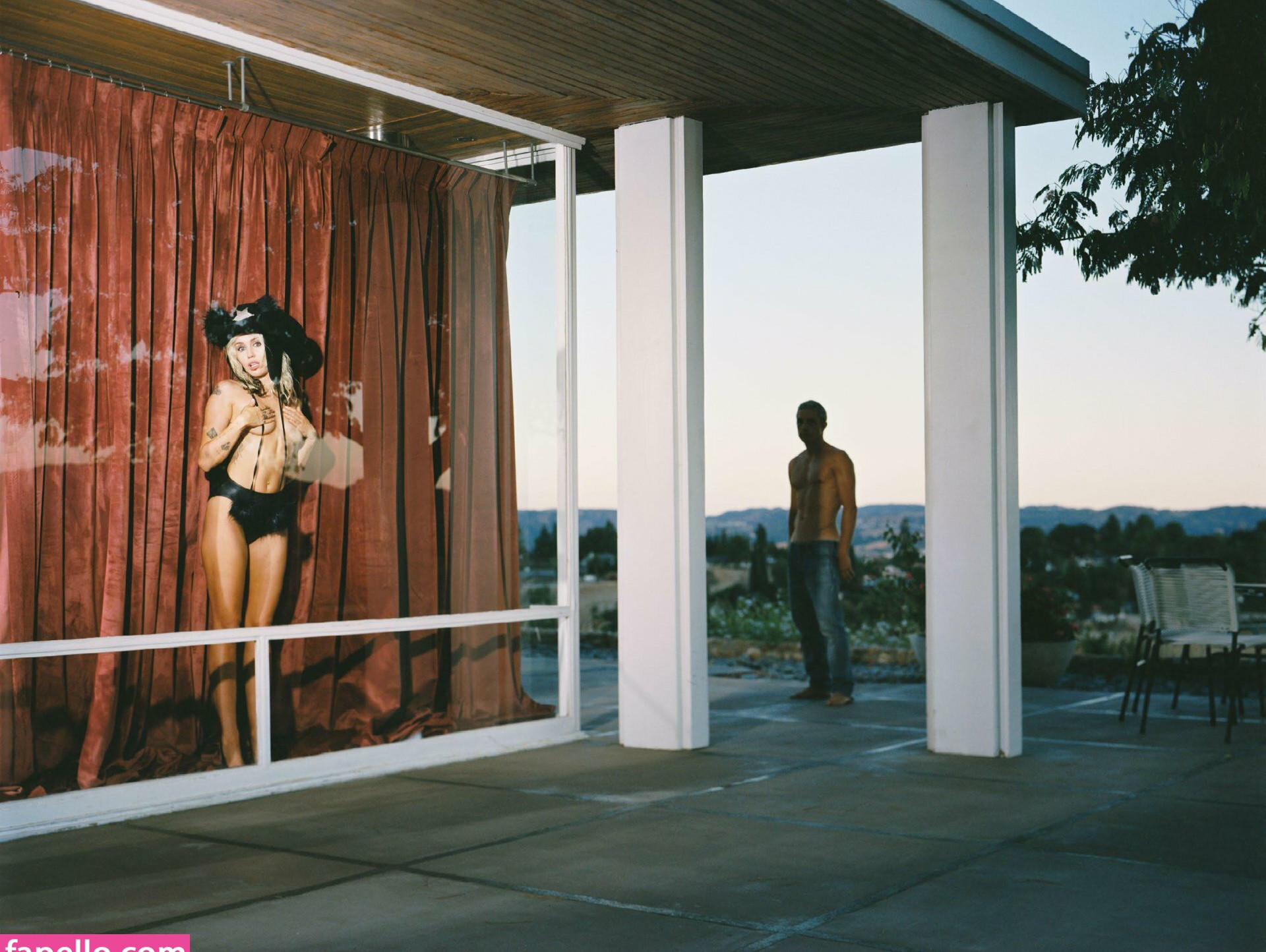 miley-cyrus gallery photo #1264