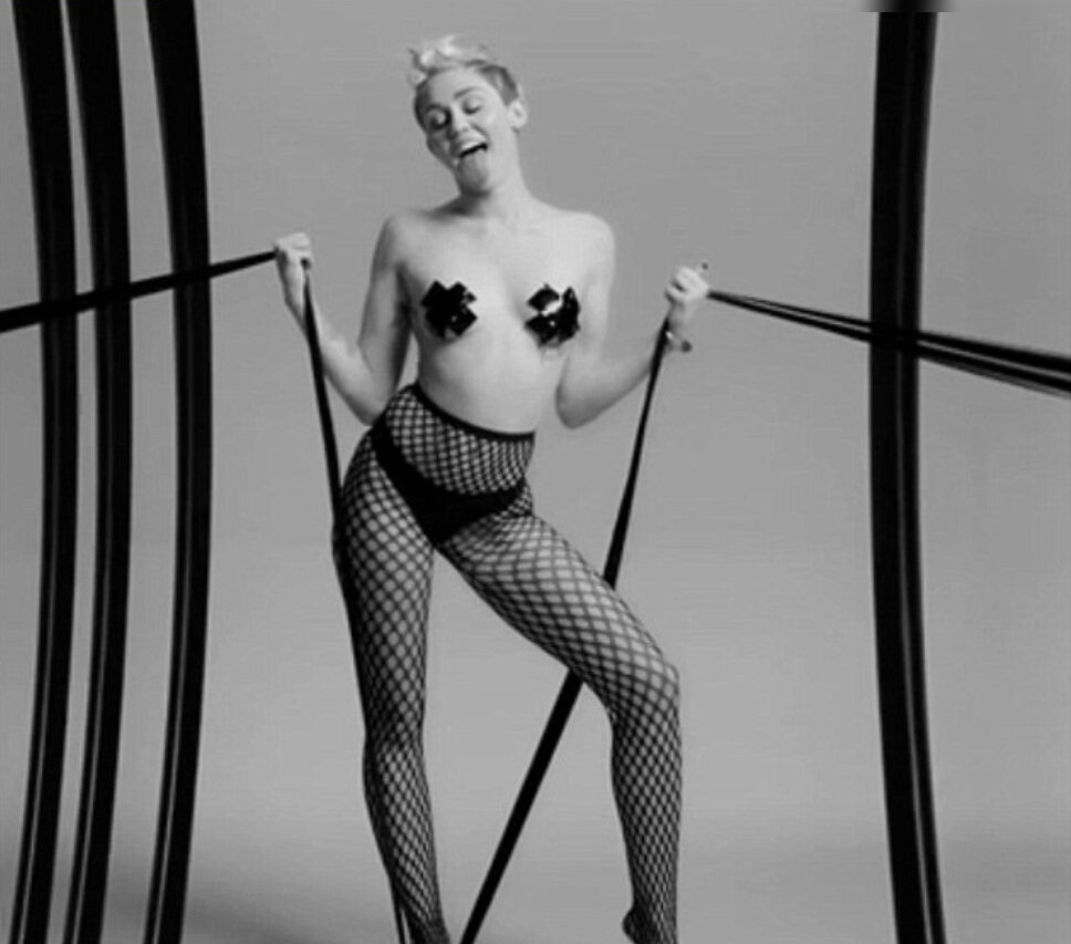 miley-cyrus gallery photo #132