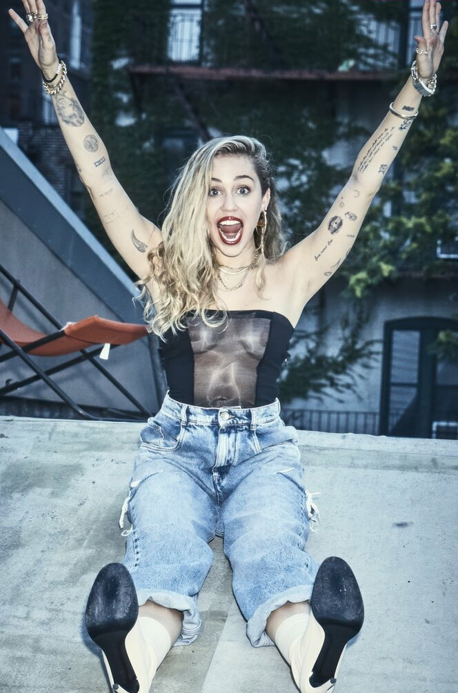 miley-cyrus gallery photo #1343