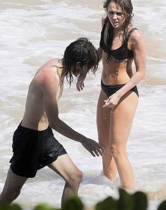 miley-cyrus gallery photo #1434