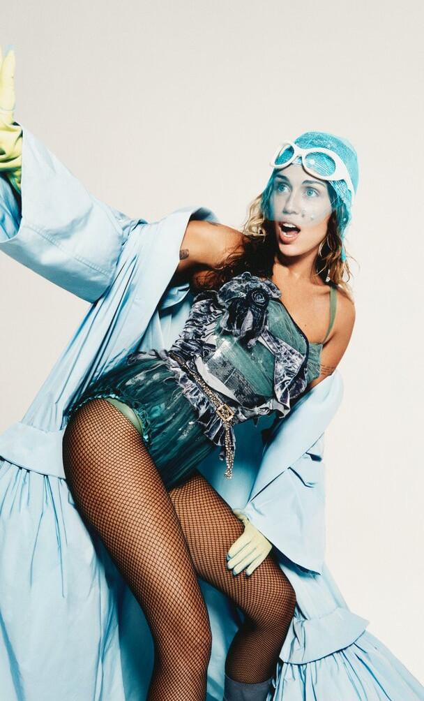 miley-cyrus gallery photo #1462