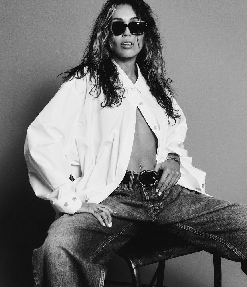 miley-cyrus gallery photo #1476