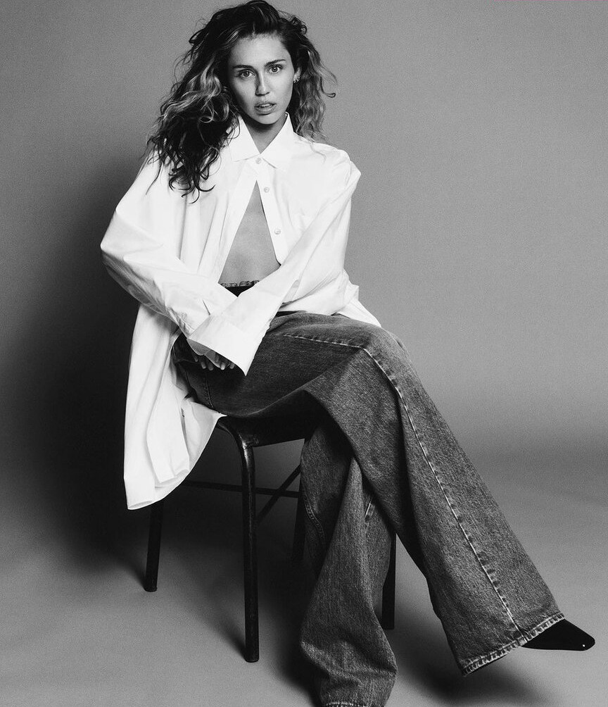 miley-cyrus gallery photo #1477