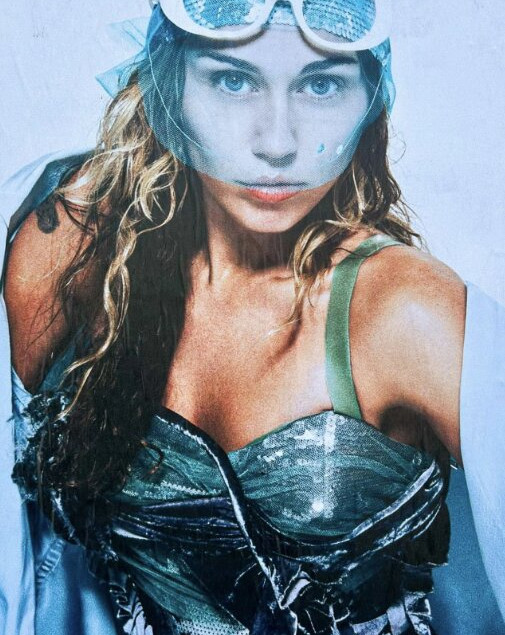 miley-cyrus gallery photo #1487