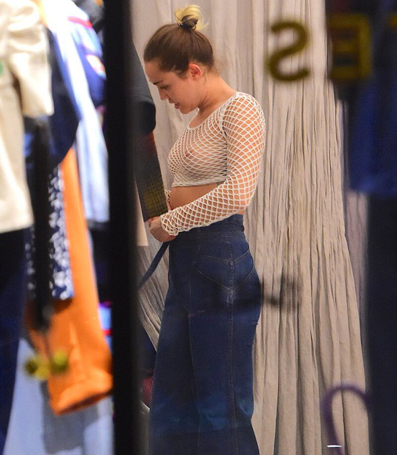 miley-cyrus gallery photo #1508