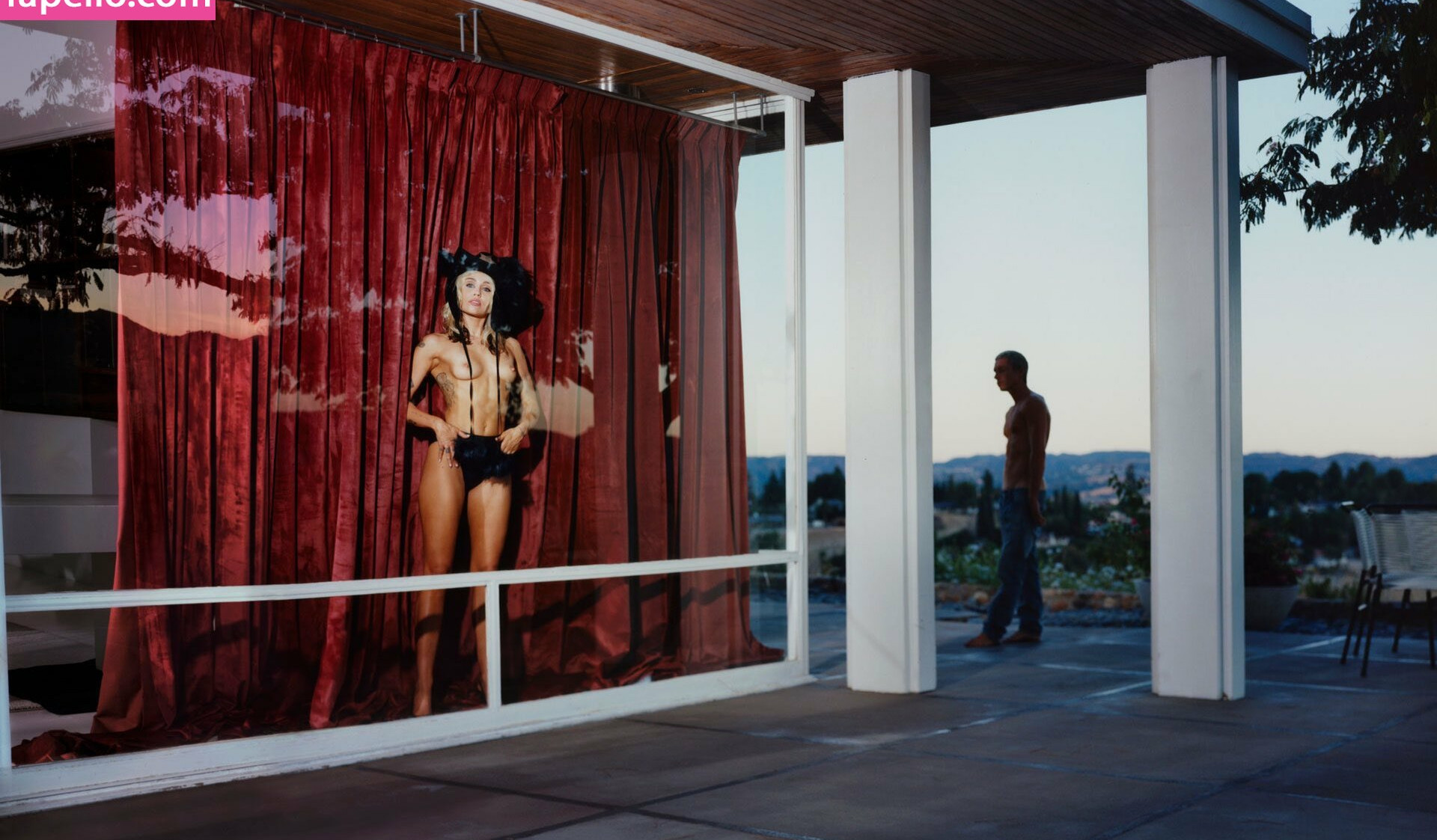 miley-cyrus gallery photo #1528