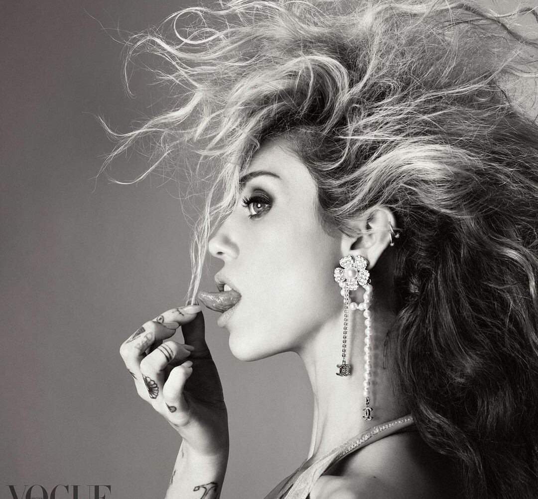 miley-cyrus gallery photo #1534