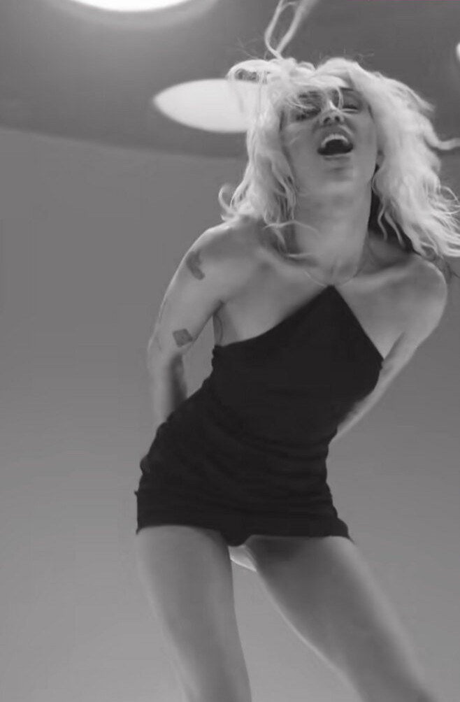 miley-cyrus gallery photo #1622