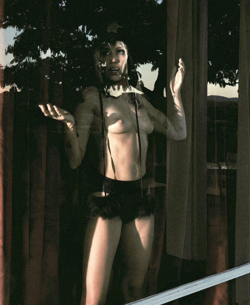 miley-cyrus gallery photo #165