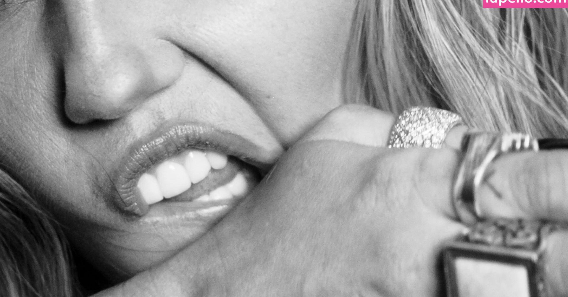 miley-cyrus gallery photo #1642