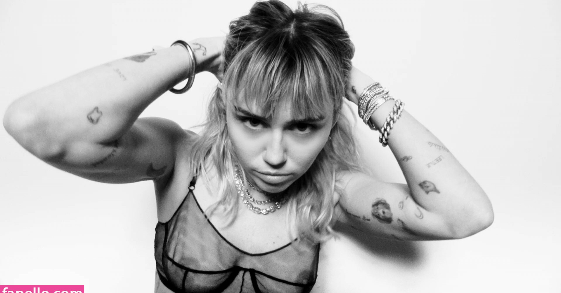 miley-cyrus gallery photo #1644