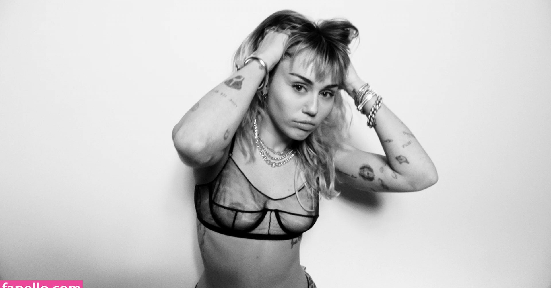 miley-cyrus gallery photo #1646