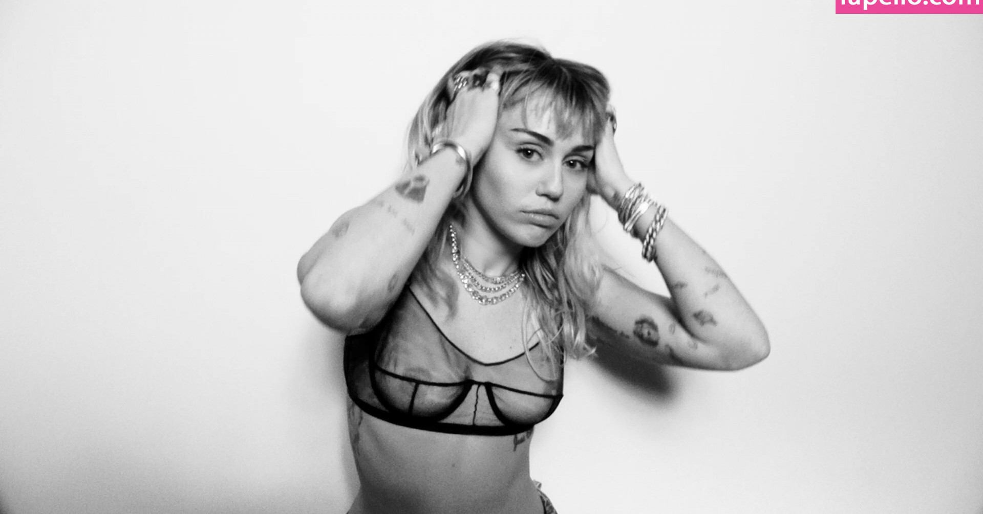 miley-cyrus gallery photo #1647