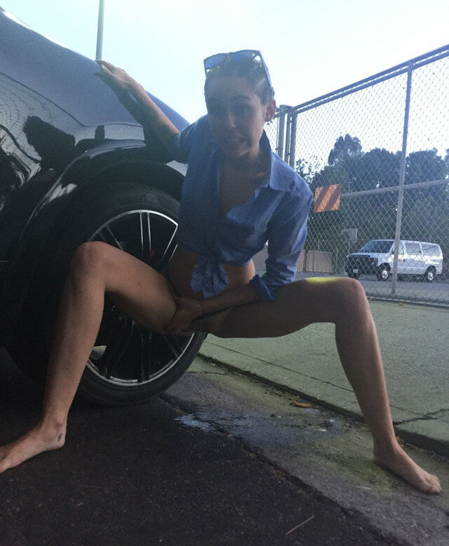 miley-cyrus gallery photo #1666