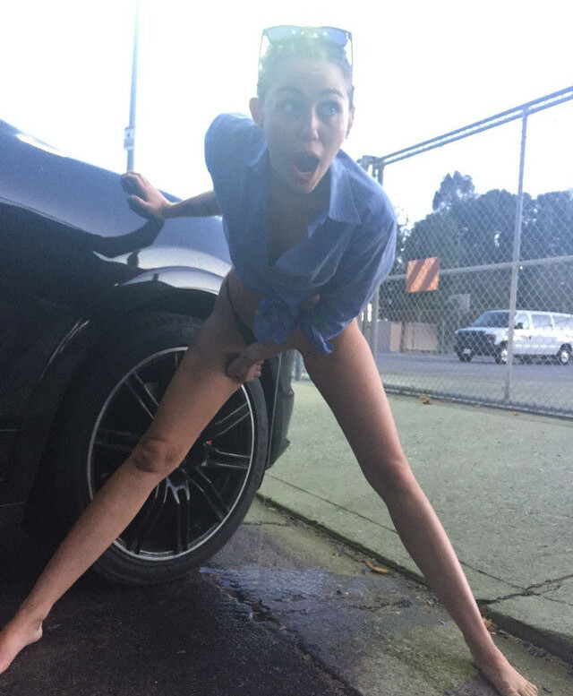 miley-cyrus gallery photo #1667