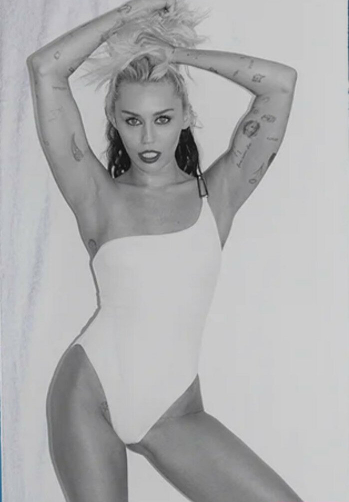 miley-cyrus gallery photo #1718