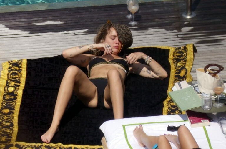 miley-cyrus gallery photo #1773