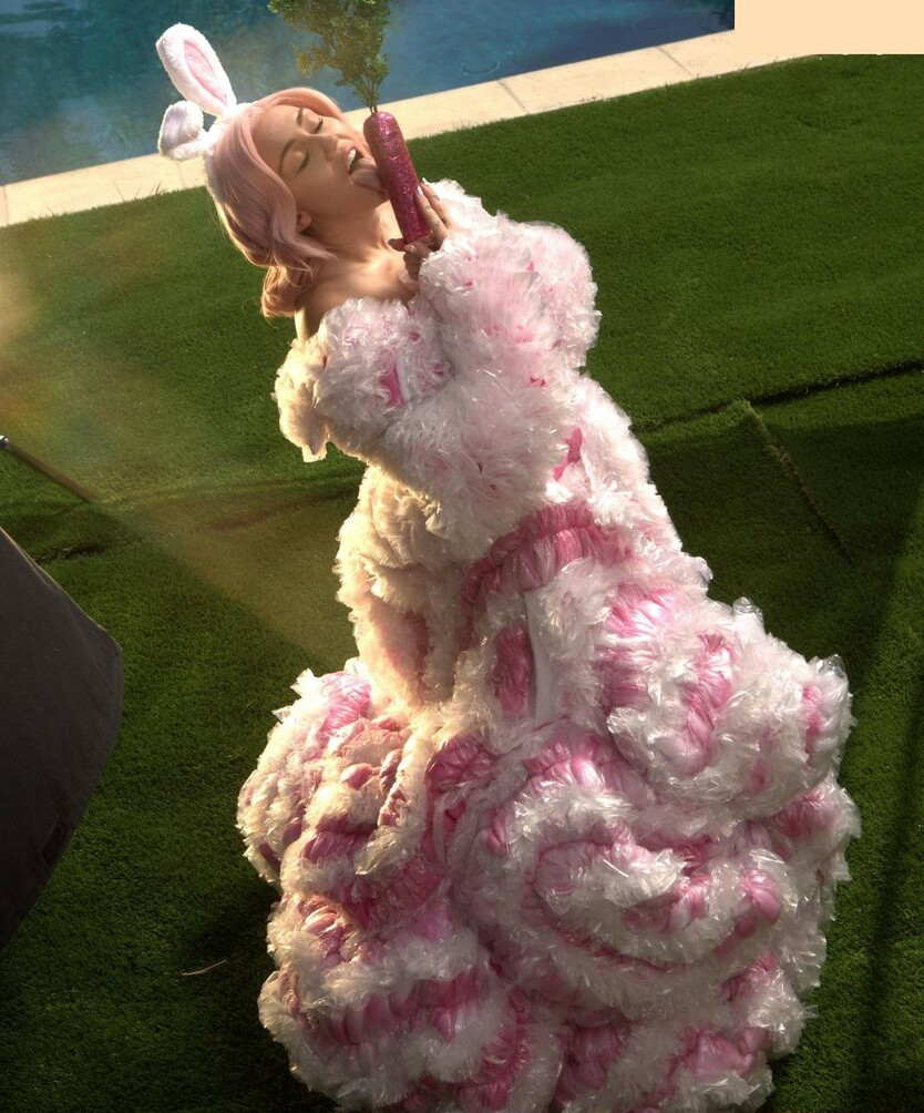 miley-cyrus gallery photo #1792