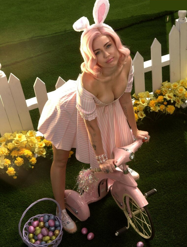 miley-cyrus gallery photo #1793