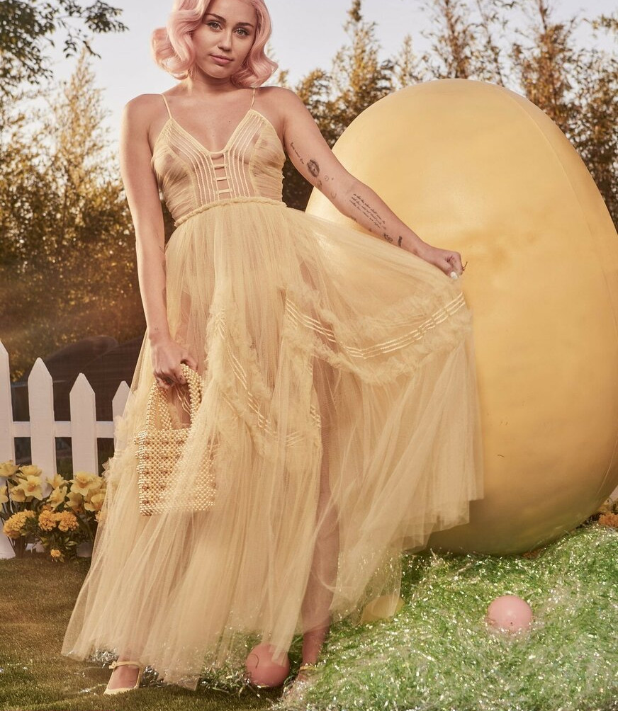 miley-cyrus gallery photo #1834