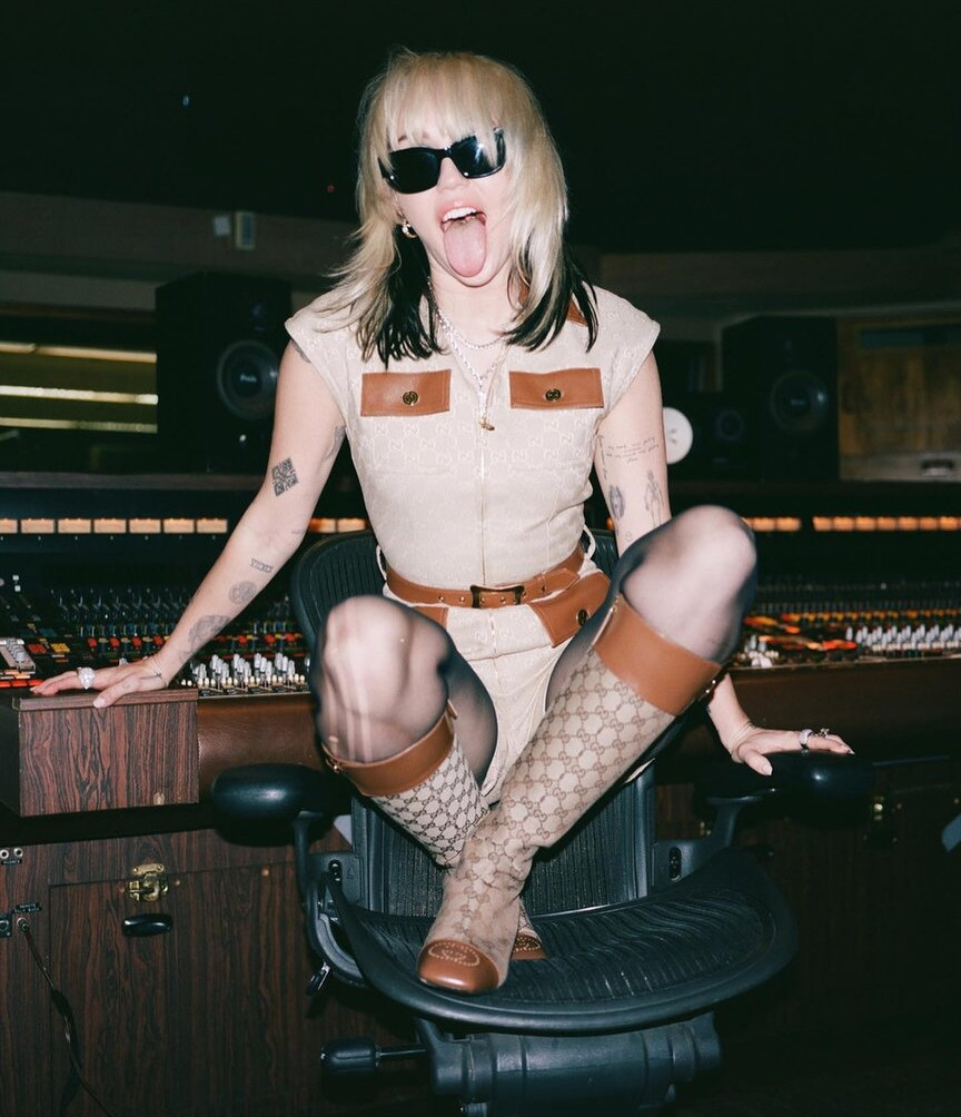 miley-cyrus gallery photo #199