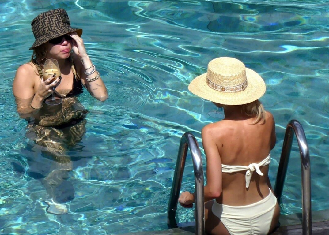 miley-cyrus gallery photo #2114