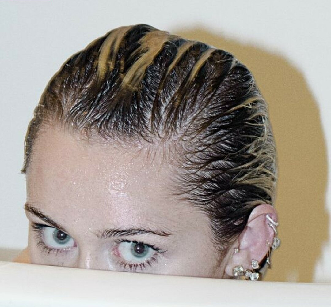 miley-cyrus gallery photo #2305