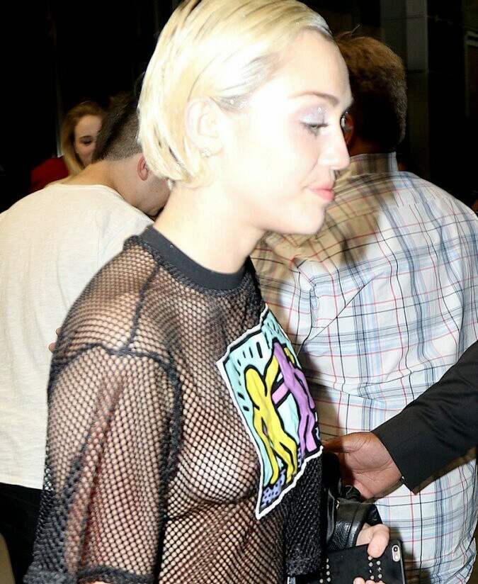 miley-cyrus gallery photo #2346