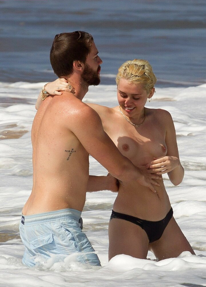 miley-cyrus gallery photo #2351