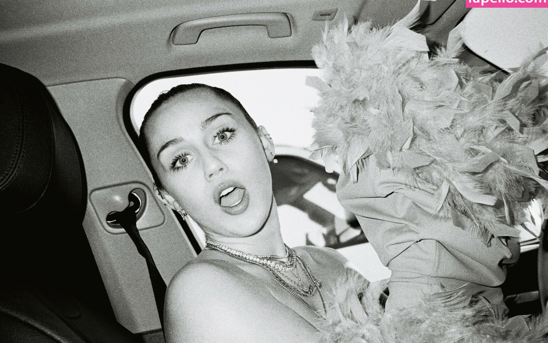 miley-cyrus Nude Leaks OnlyFans Photos #2497 - LeakJerk